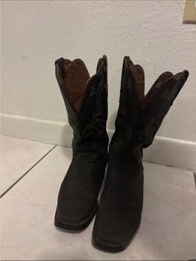 Women’s Justin Boots